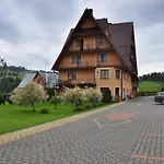 Goscinne U Komperdow Pod Wyciagiem Narciarskim Kaniowka 住宿加早餐酒店 Bialka Tatrzanska
