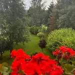 Goscinne U Komperdow Pod Wyciagiem Narciarskim Kaniowka 3*