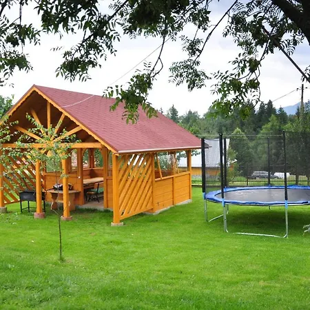 Bed & Breakfast Goscinne U Komperdow Pod Wyciagiem Narciarskim Kaniowka