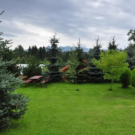 Goscinne U Komperdow Pod Wyciagiem Narciarskim Kaniowka 3*