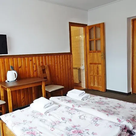 Bed & Breakfast Goscinne U Komperdow Pod Wyciagiem Narciarskim Kaniowka