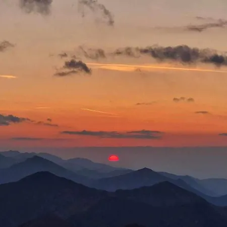 Alojamento de Acomodação e Pequeno-almoço Goscinne U Komperdow Pod Wyciagiem Narciarskim Kaniowka