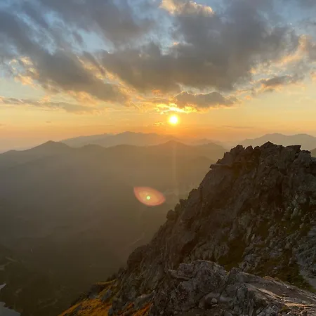 Goscinne U Komperdow Pod Wyciagiem Narciarskim Kaniowka Alojamento de Acomodação e Pequeno-almoço